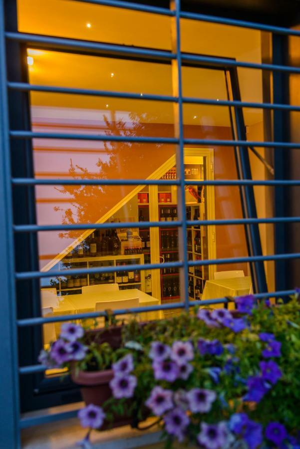 Bocca Di Bacco Bed and Breakfast Cimitile Εξωτερικό φωτογραφία