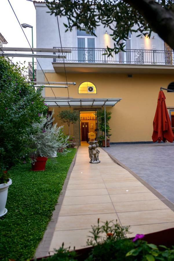 Bocca Di Bacco Bed and Breakfast Cimitile Εξωτερικό φωτογραφία
